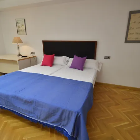 Tarragonasuites - El Arquitecto Appartement *