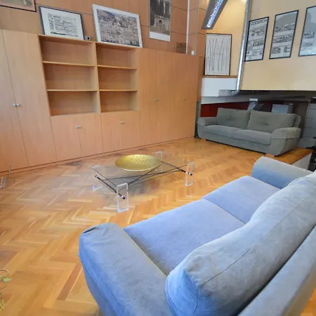 Tarragonasuites - El Arquitecto